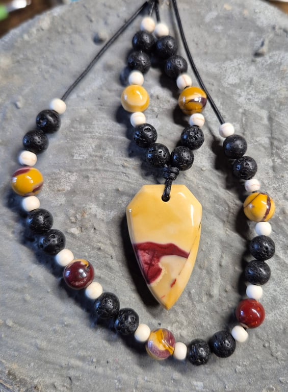 Mookaite coffin pendant with matching bracelet