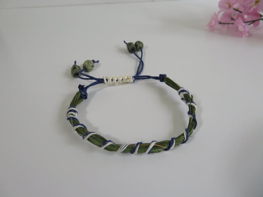 Aromatic Sweetgrass and Bead bracelet.