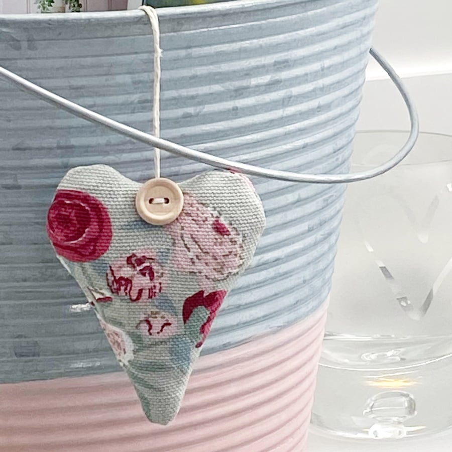 PINK ROSES HEART - linen and cotton, with lavender