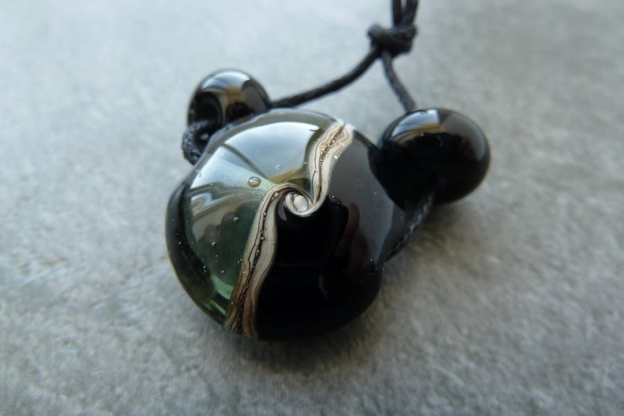 black and grey focal bead