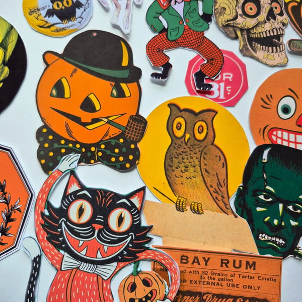 Vintage Retro Style Halloween Junk Journal Kit, Halloween Die Cuts