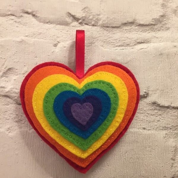 Hanging rainbow heart pocket hug