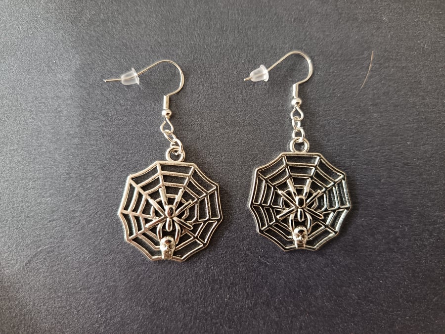 Silver dangle spider and web earrings 
