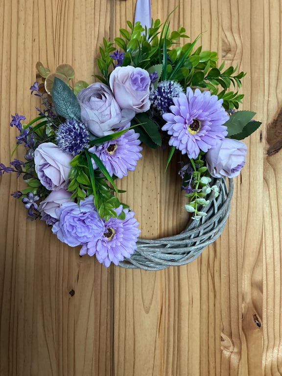 Small lilac wicker door wreath