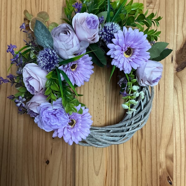 Small lilac wicker door wreath