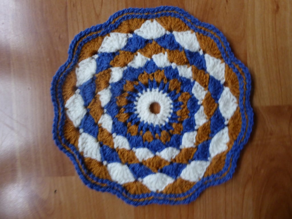 Polly Dolly Doily