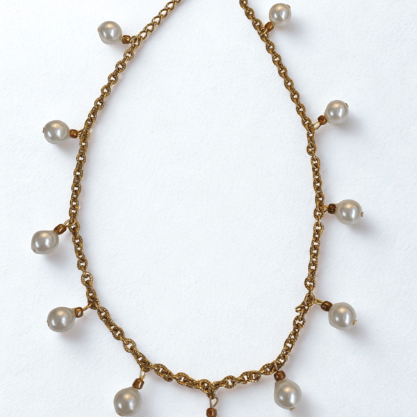 Lovely Pearls and Gold