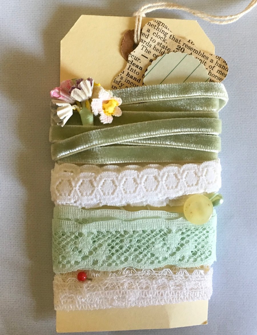 Vintage trim lace etc on a tag! Lovely gift ….with surprise freebie!