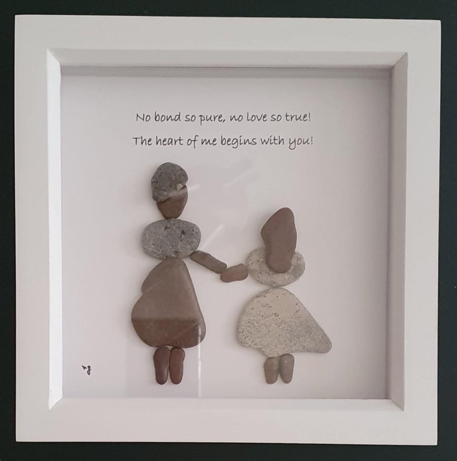 Pebble Art Mother and Daughter, Handmade Stone Frame Gift in a Gift Box