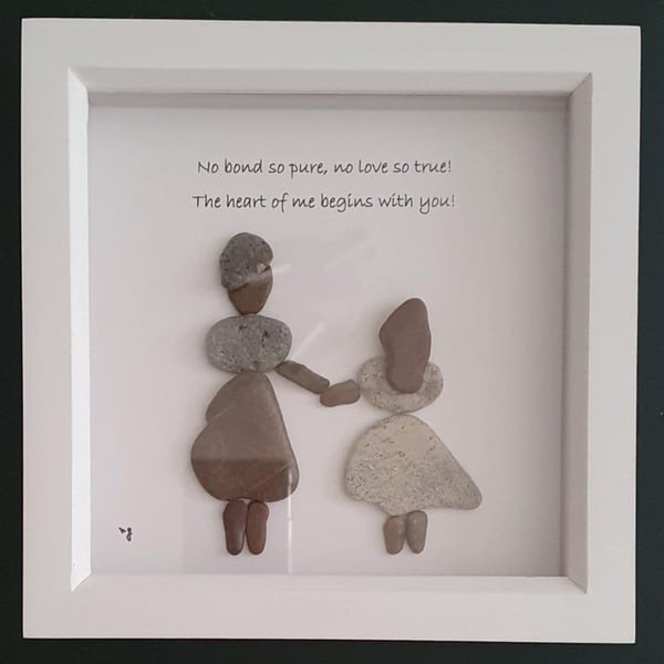 Pebble Art Mother and Daughter, Handmade Stone Frame Gift in a Gift Box