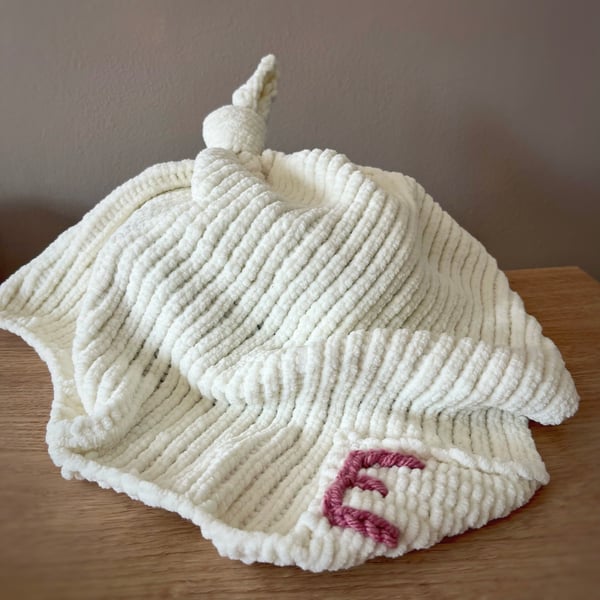 Super soft, hand knitted comforter blanket 