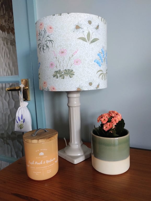 William Morris Wildflower Lily Classic Cylindrical Drum Lampshade.