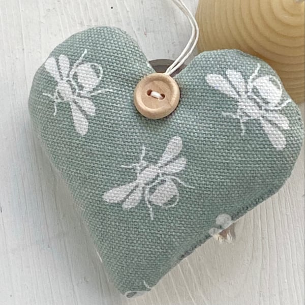 BEE DECORATIVE HEART - sage green, lavender or padded