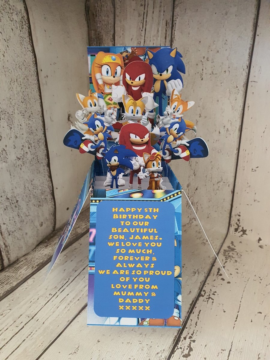 Sonic The Hedgehog Pop-Up Card