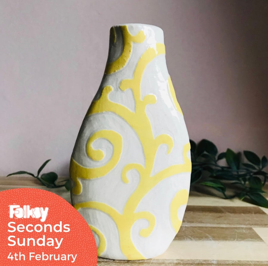 SECONDS SUNDAY Handmade stoneware sgraffito yellow and white bud vase