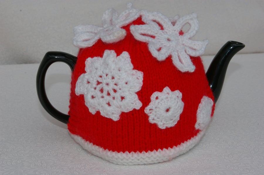 Snowflake Christmas Teapot Cosy