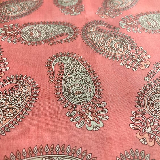 Rose Pink Paisley Fabric - 1.5 m Length