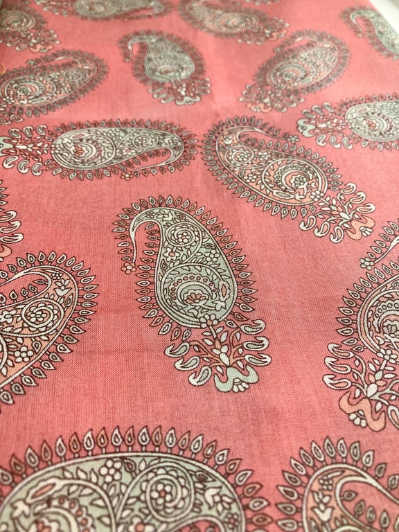 Rose Pink Paisley Fabric - 1.5 m Length