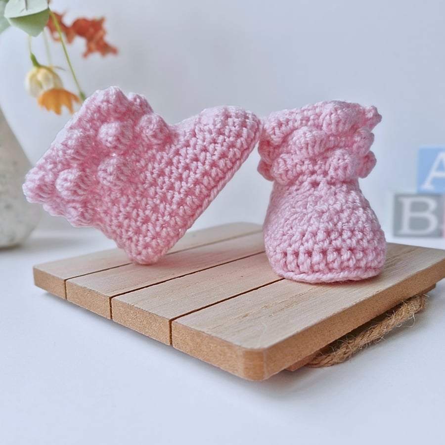 Crochet Baby Booties with Bobble Cuff – Newborn Gift
