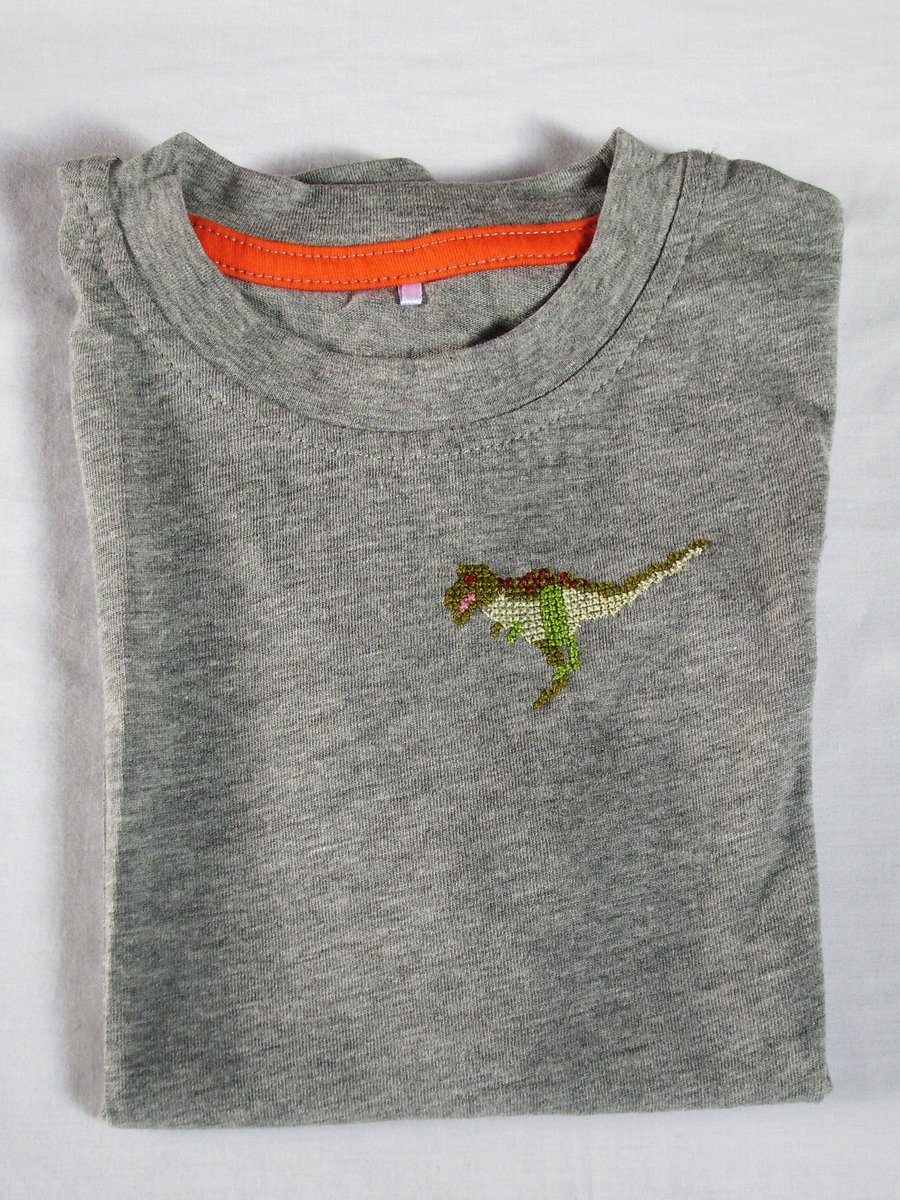 T-rex T-shirt Age 4-5