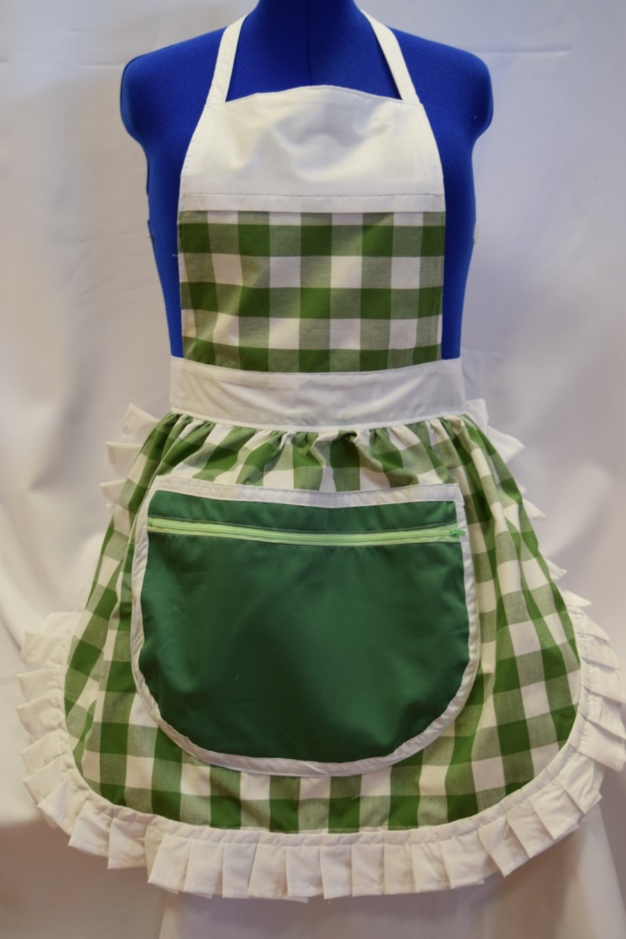 Vintage 50s Style Full Apron Pinny - Green & White Check with Zipped Pocket
