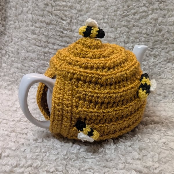 Beehive Tea Cosy to fit a medium sized 4-6 cup teapot 