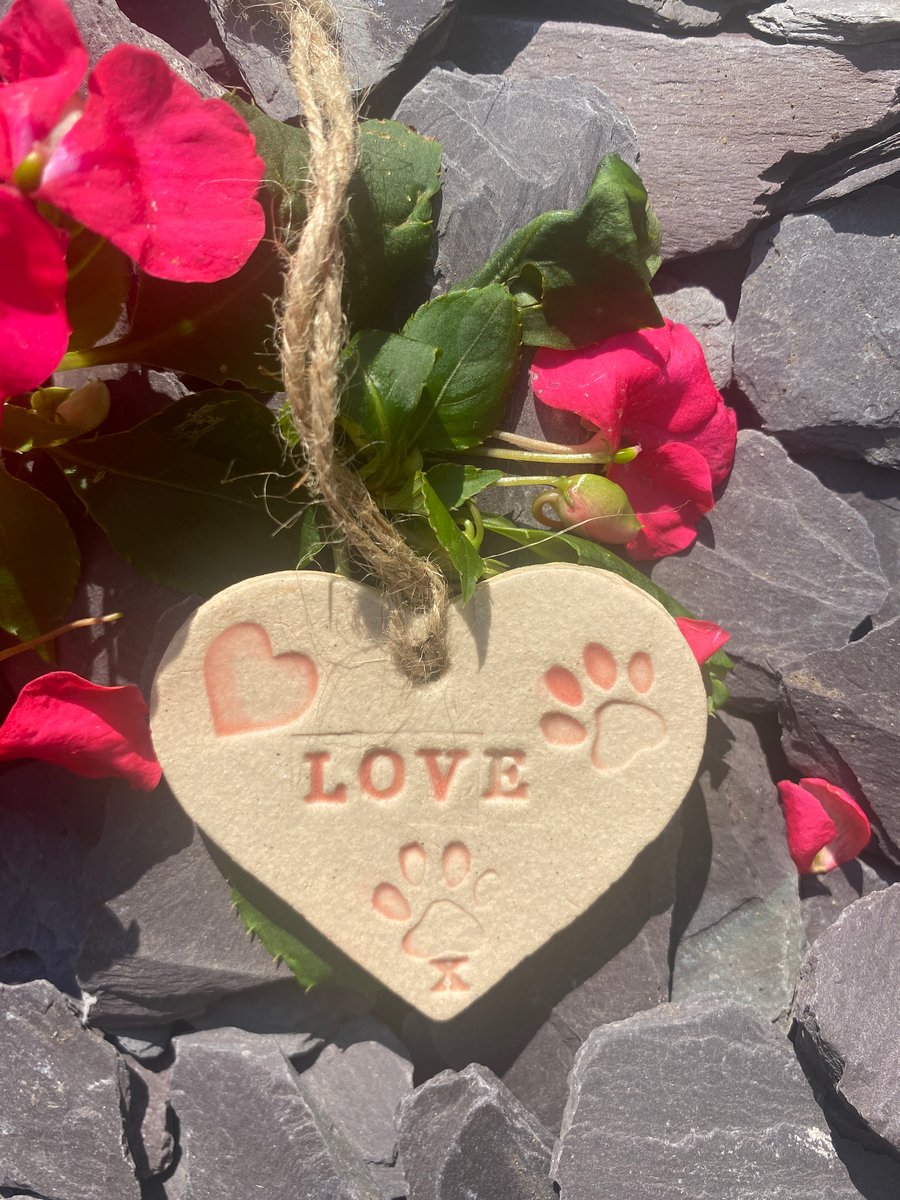 Love paw prints pottery hanging heart, decorative, gift tag pink - free postage