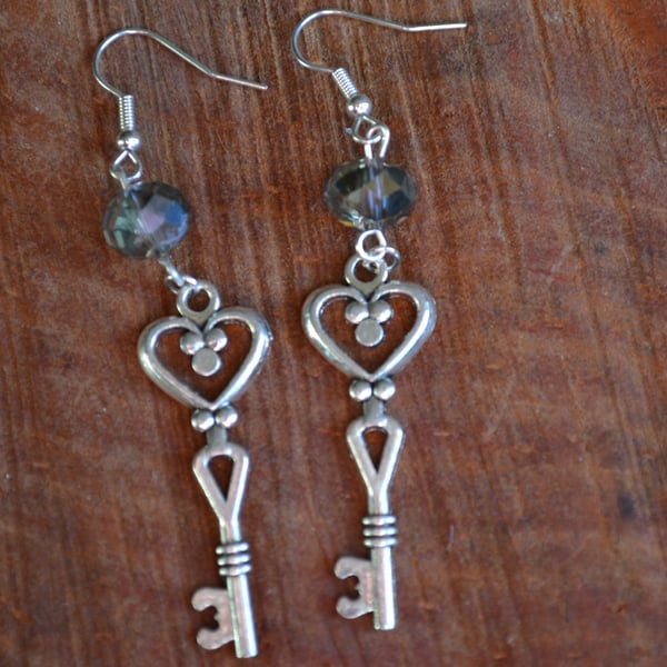 Steampunk key earrings