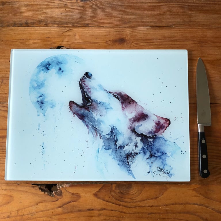Howling Wolf Glass Chopping Board, Kitchen Worktop Saver, Table Mat, Cutting Mat