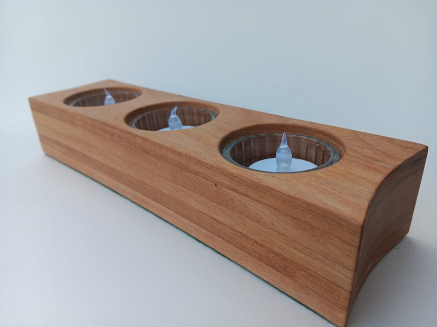 Curved Candle Holder