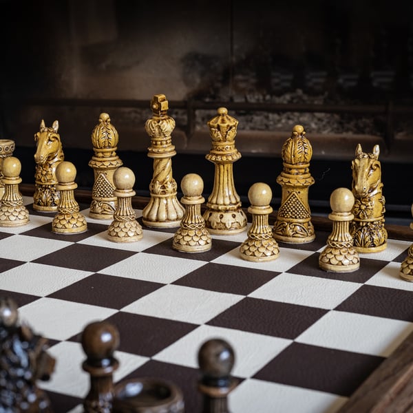 Ornate Staunton Chess Set