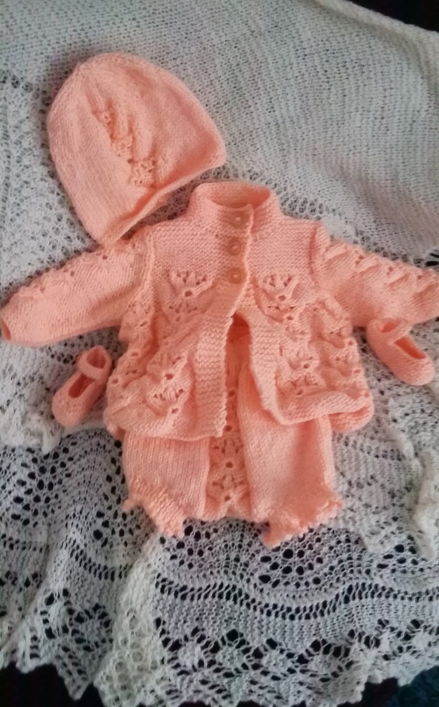 0 TO 3 MONTHS  BABY OUTFIT