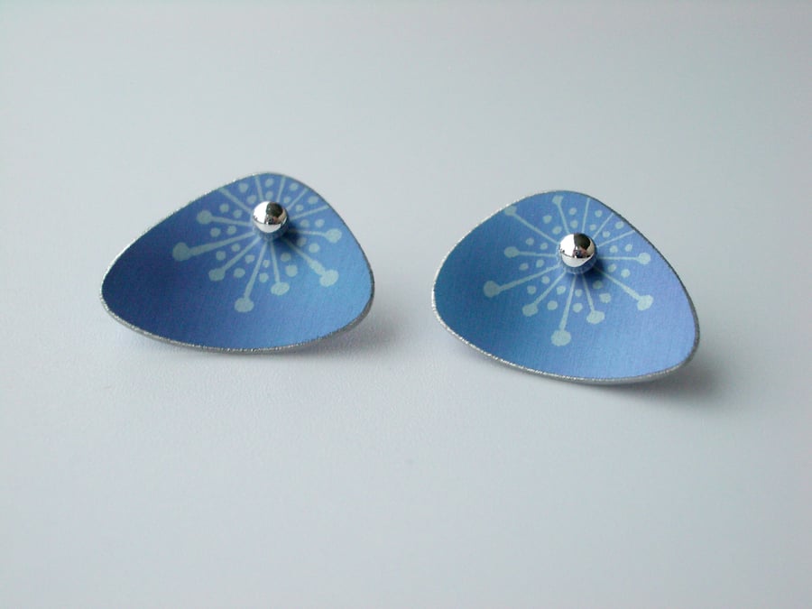 Mid century style pebble earrings in blue and silver