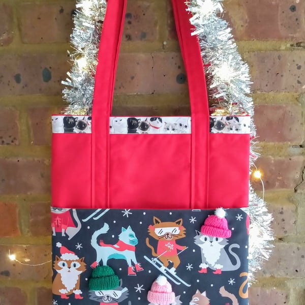 Quilted Christmas Cats shoulder bag