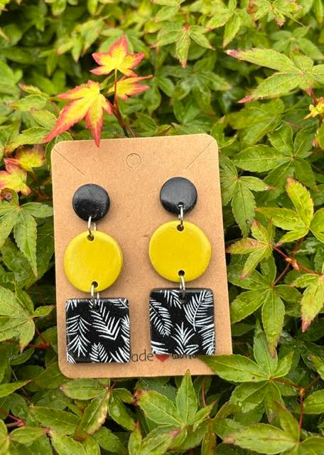 Beautiful Fern Drop Earrings in Green and Black