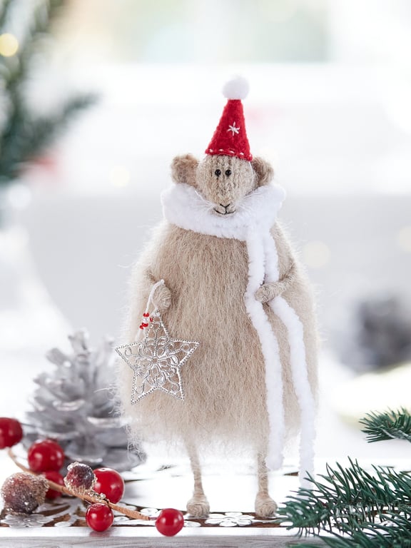 Christmas Mouse figurine