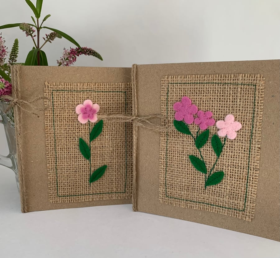Pack of two handmade cards. Flowers from wool felt. Blank cards.