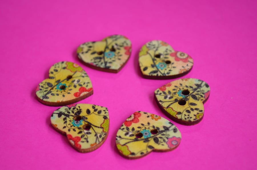 Wooden Heart Buttons Floral Green Blue Pink Black 6pk 25x22mm (H8)