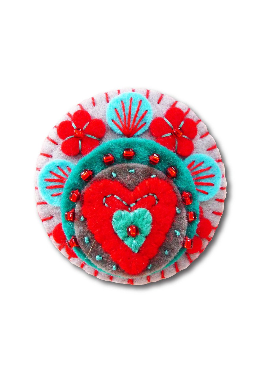 Heart to Heart - Handmade Mini Felt Brooch - grey - Made to order