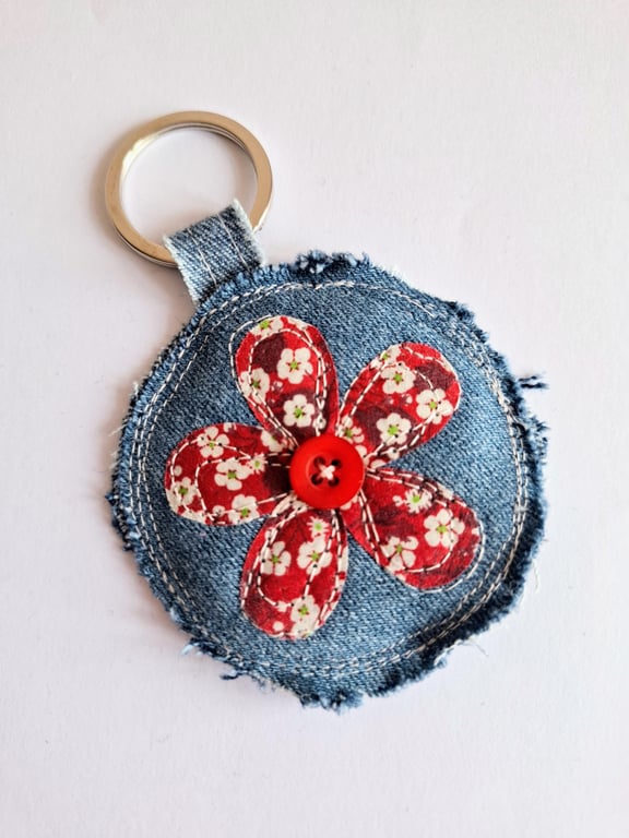 Denim flower keyring - red