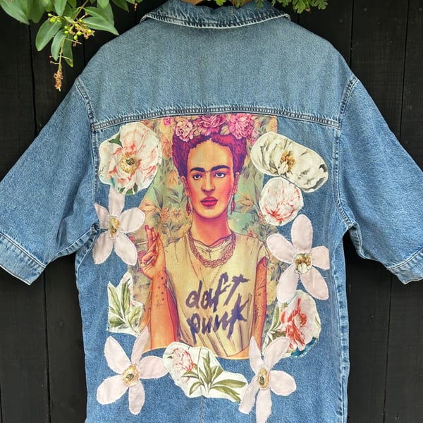 Reworked denim top - Frida Kahlo - Upcycled - Appliqué 
