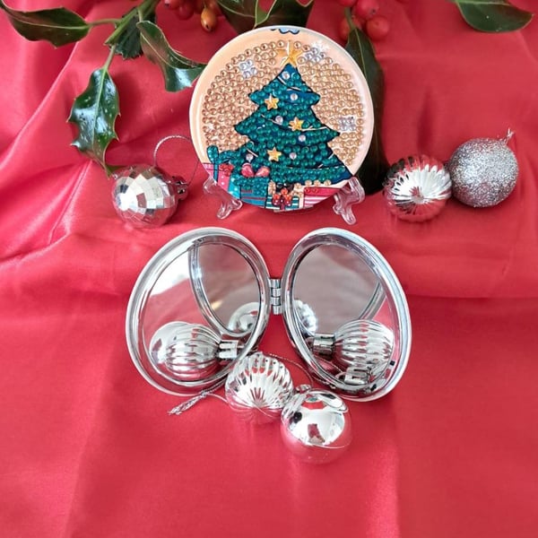 rhinestone compact christmas mirror