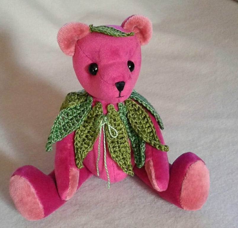 Collector's teddy bear 8" jointed 'Peach' velvet adorned with crocheted leaves 