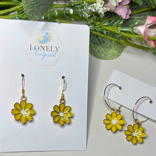 Yellow Daisy Earrings, Floral Charms, Handmade Jewellery 