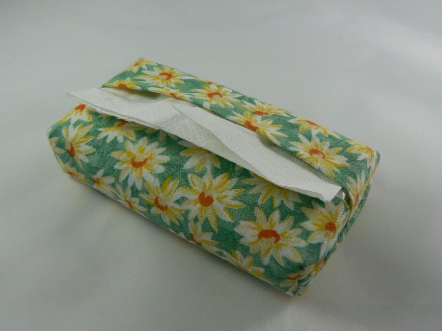 Tissue holder (for handbag) 