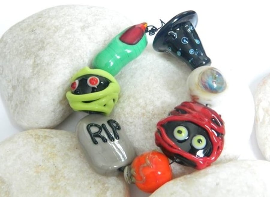 7 Lampwork Halloween Beads