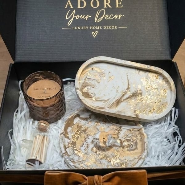 Luxury Jesmonite Gift Box: Gold Flake Marble Tray, Scented Candle & Matches