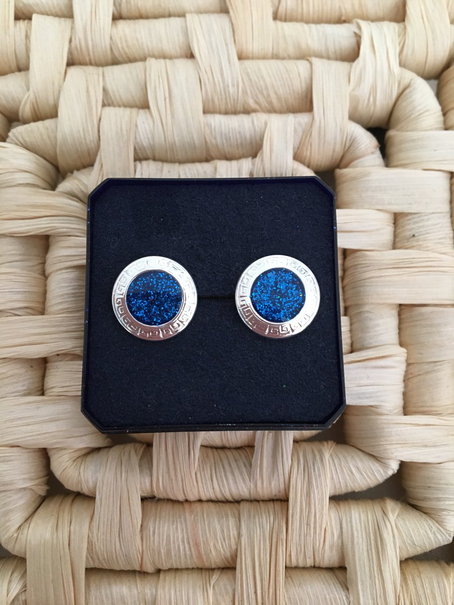 Scroll Edged Brilliant Blue Stud Earrings