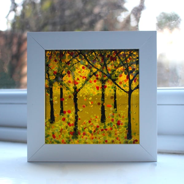 Seconds Sunday 10cm x 10cm Amazing Fused Glass Woodland Picture 'Marigold'