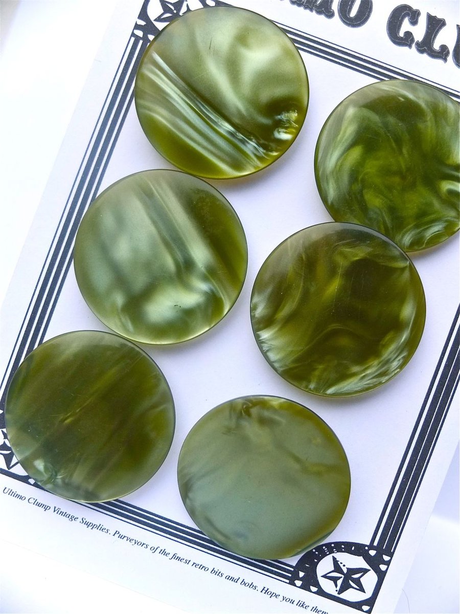 6 Vintage Pearlised Minty Green Buttons